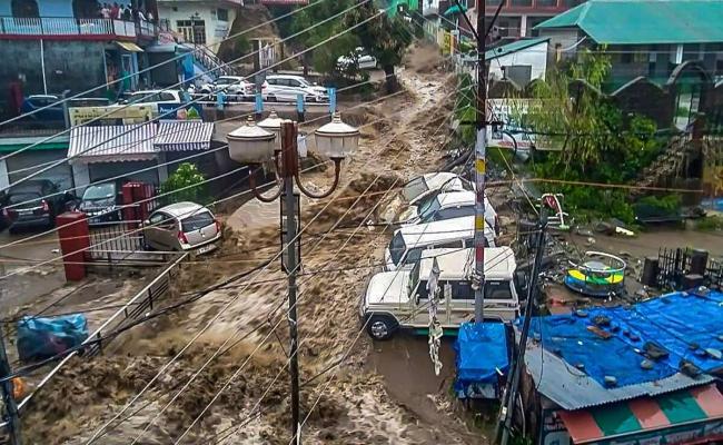 देश(शिमला): हिमाचल में भारी बारिश से हुए जानमाल के नुकसान पर नड्डा ने जताया  दुख - Fast Mail Hindi