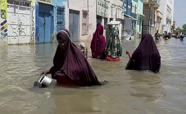 तीन साल सूखा झेलने वाले इथियोपिया व सोमालिया में बाढ़ से तबाही